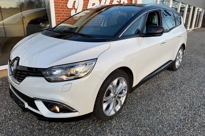 Hvid Renault Grand Scenic IV fra 2017