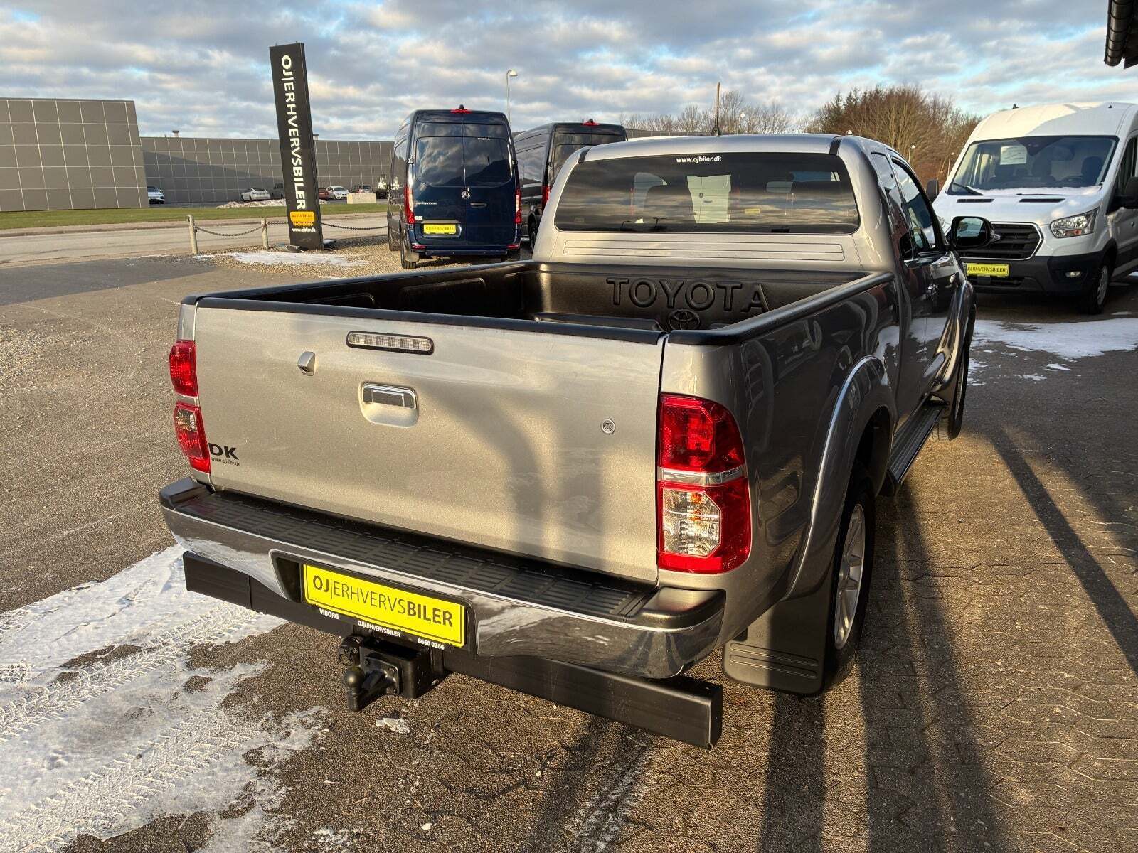 Toyota HiLux 2,5 D-4D 144 Ex.Kab 4x4 T3