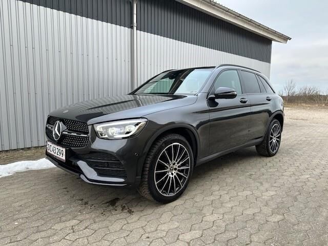 Mercedes GLC300 de 2,0 Plugin-hybrid Progressive 4Matic 9G-Tronic 306HK 5d 9g Aut.