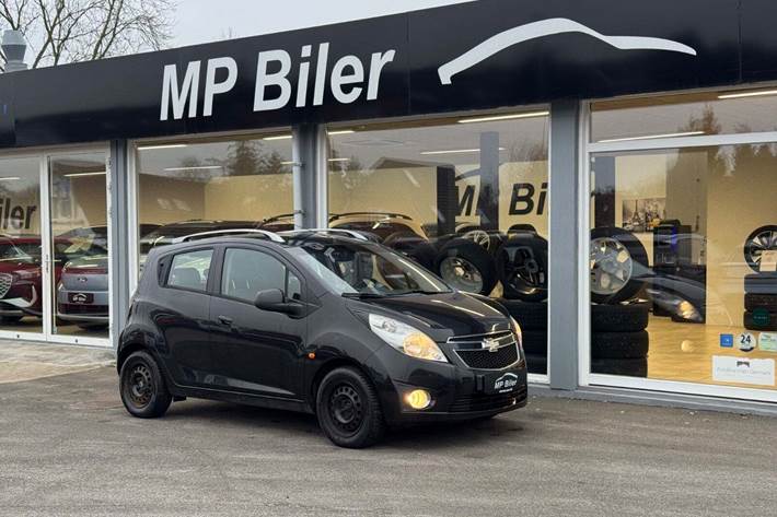 Sort Chevrolet Spark fra 2012