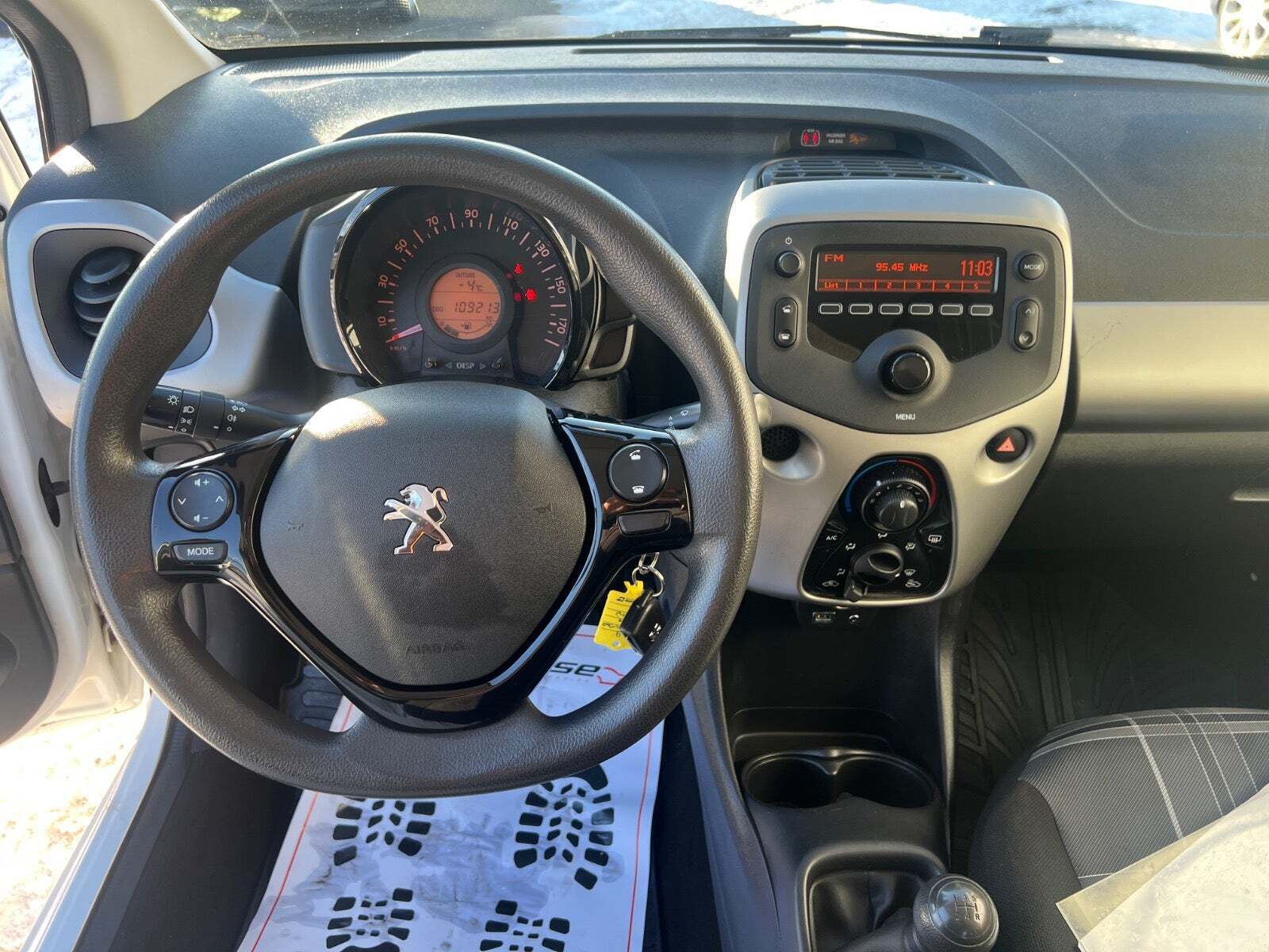 Hvid Peugeot 108 fra 2016