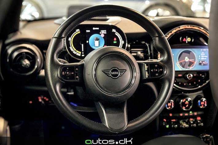 Sort Mini Cooper SE fra 2022