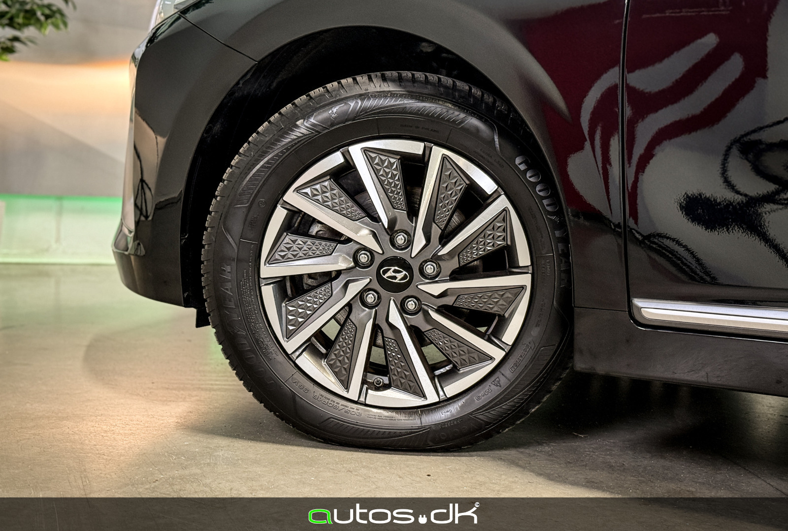 Sort Hyundai Ioniq fra 2021