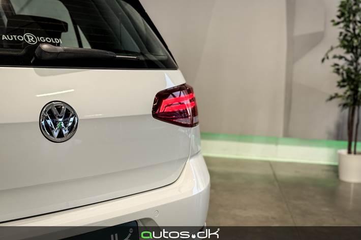 Hvid VW e-Golf VII fra 2020