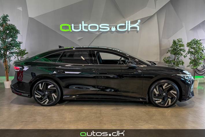 Sort VW ID.7 fra 2025