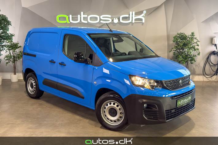 Blå Peugeot e-Partner fra 2023
