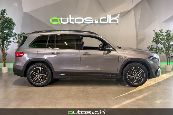 Grå Mercedes EQB250+ fra 2024