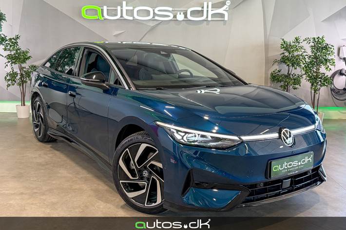 Blå VW ID.7 fra 2024 set udefra