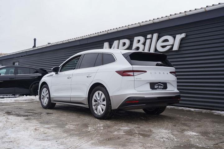 Hvid Skoda Enyaq fra 2026