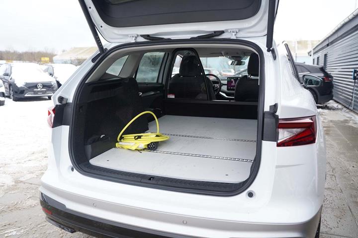 Hvid Skoda Enyaq fra 2026