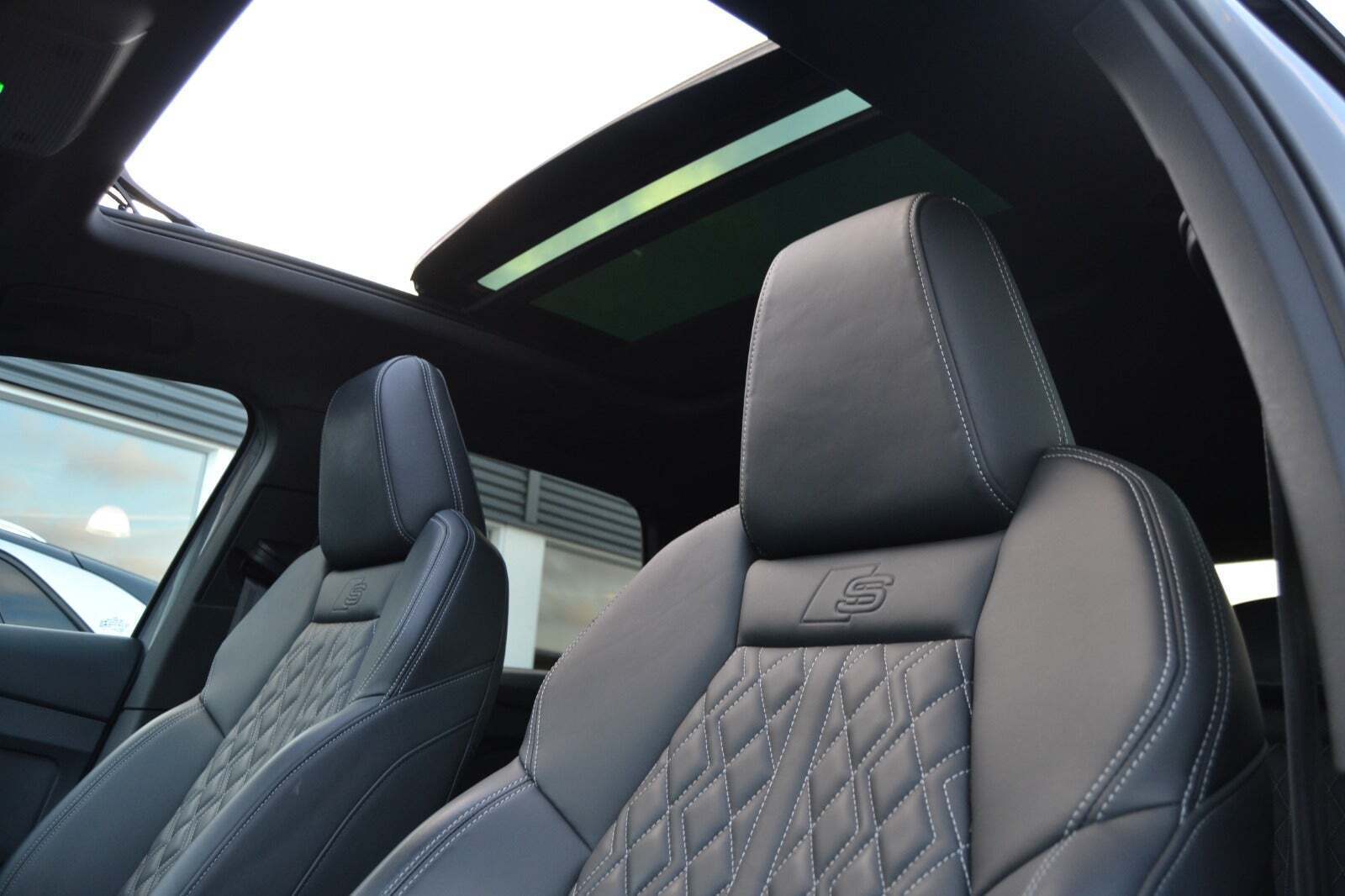 Audi Q4 e-tron 50 S-line quattro