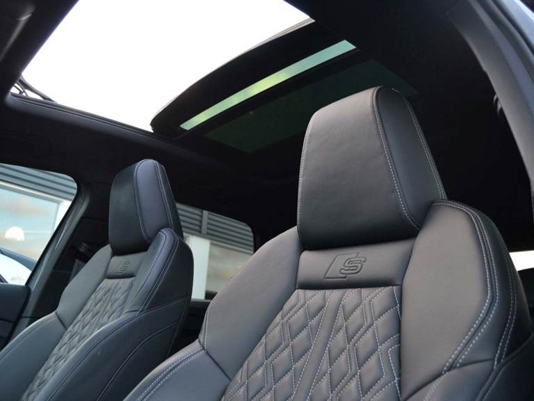 Audi Q4 e-tron 50 S-line quattro