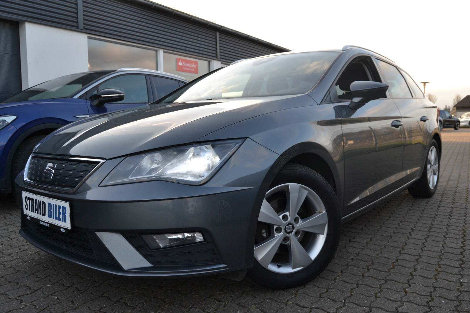 Grå Seat Leon fra 2018