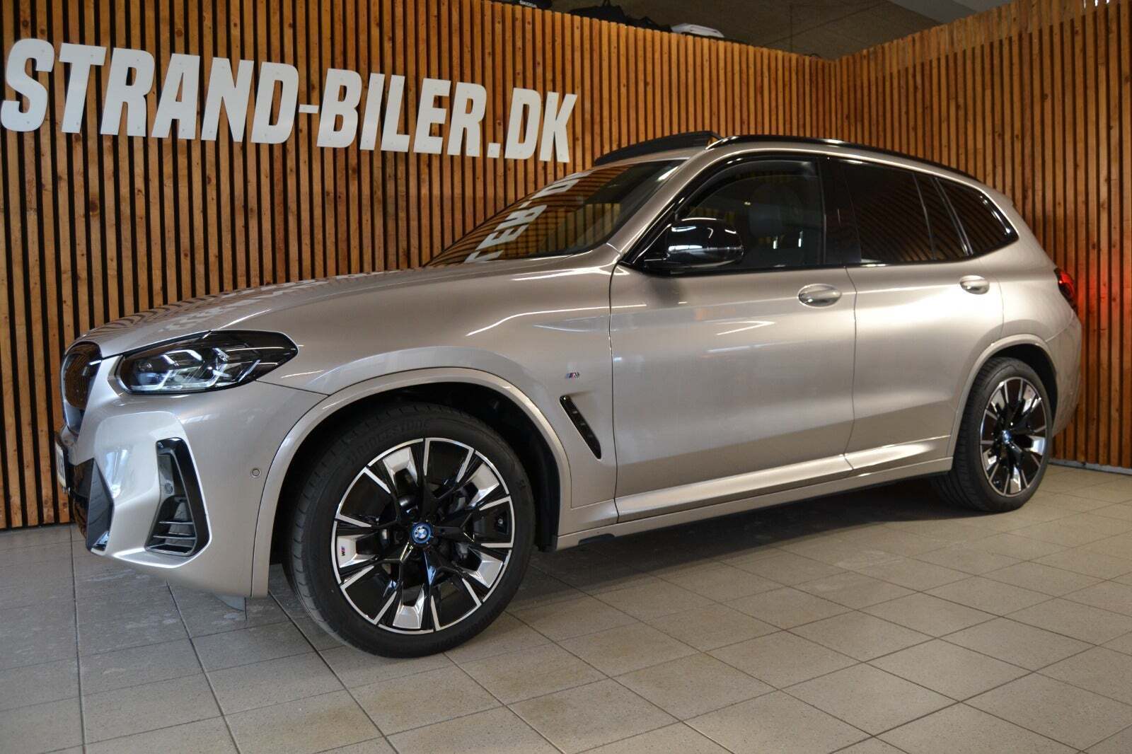BMW iX3 Charged Plus M-Sport