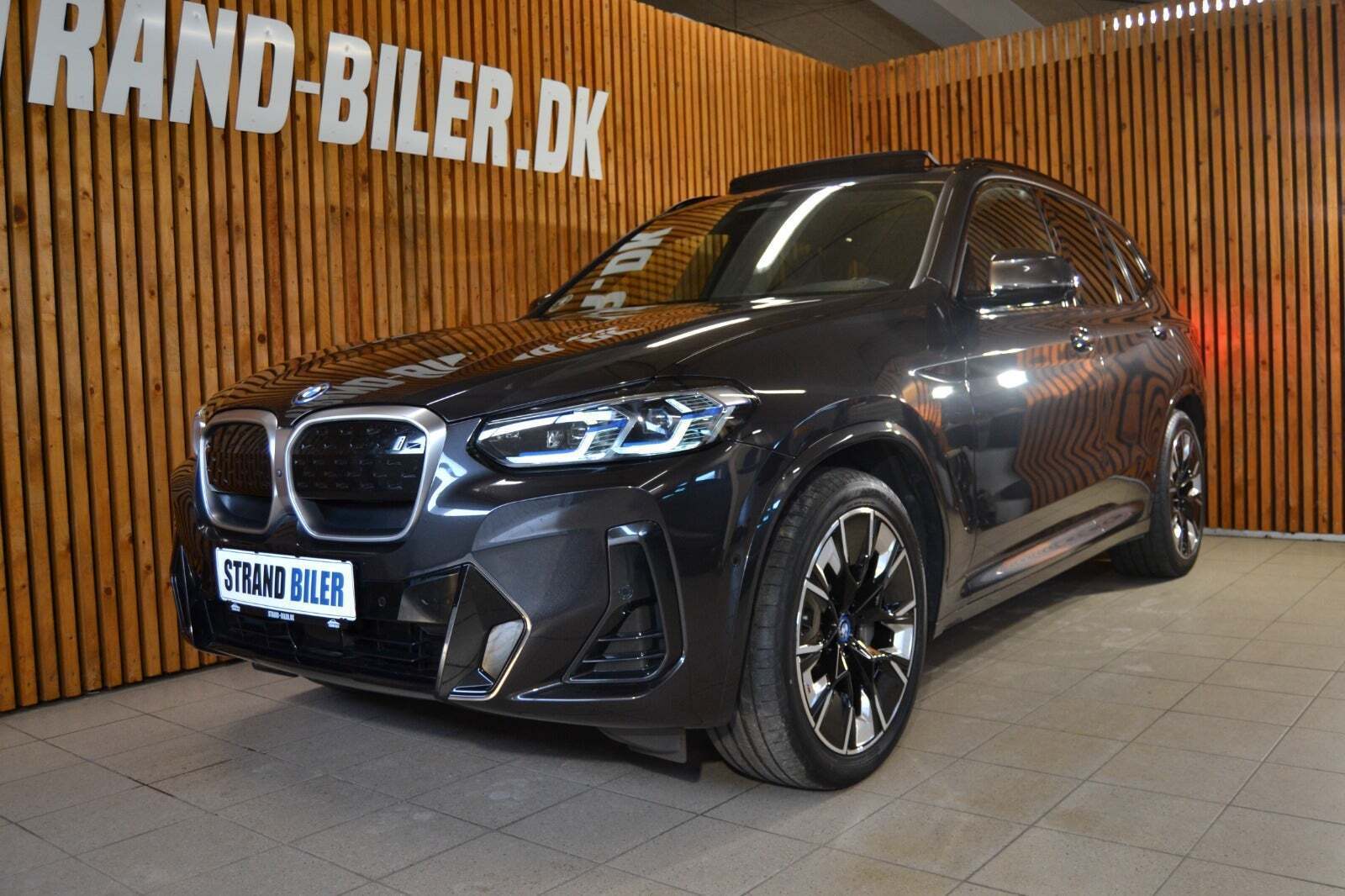 BMW iX3 Charged Plus M-Sport