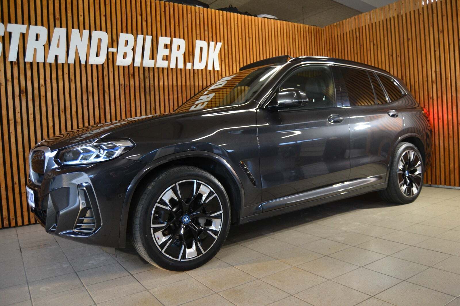 BMW iX3 Charged Plus M-Sport