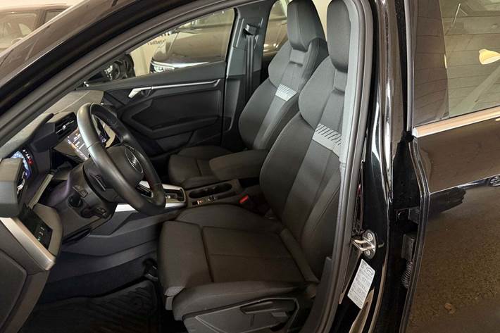 Sort Audi A3 fra 2023