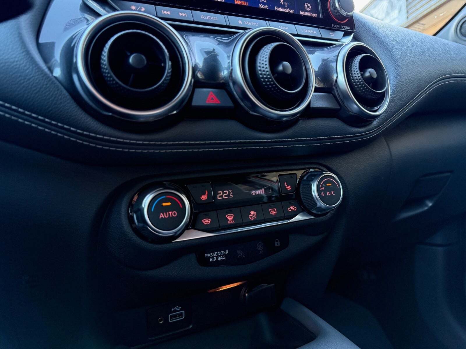 Rød Nissan Juke fra 2019