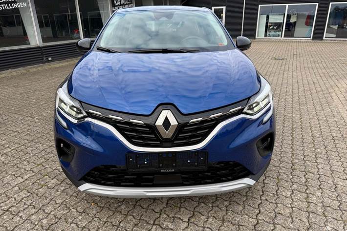 Blå Renault Captur fra 2020