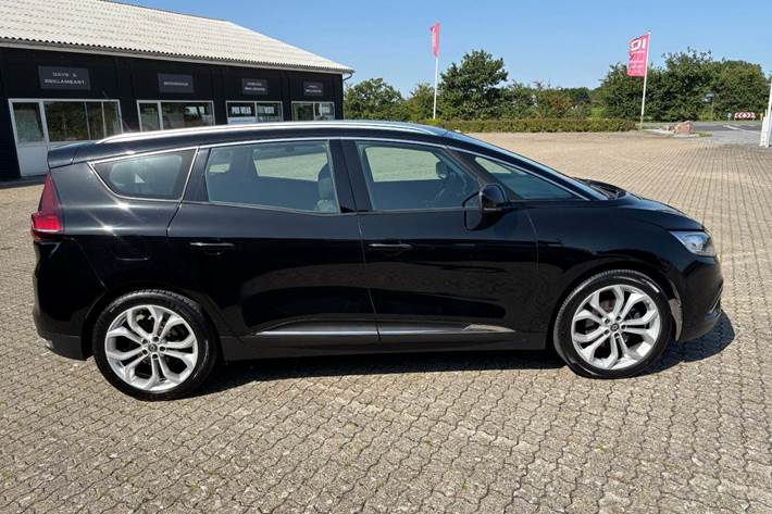 Sort Renault Grand Scenic IV fra 2017