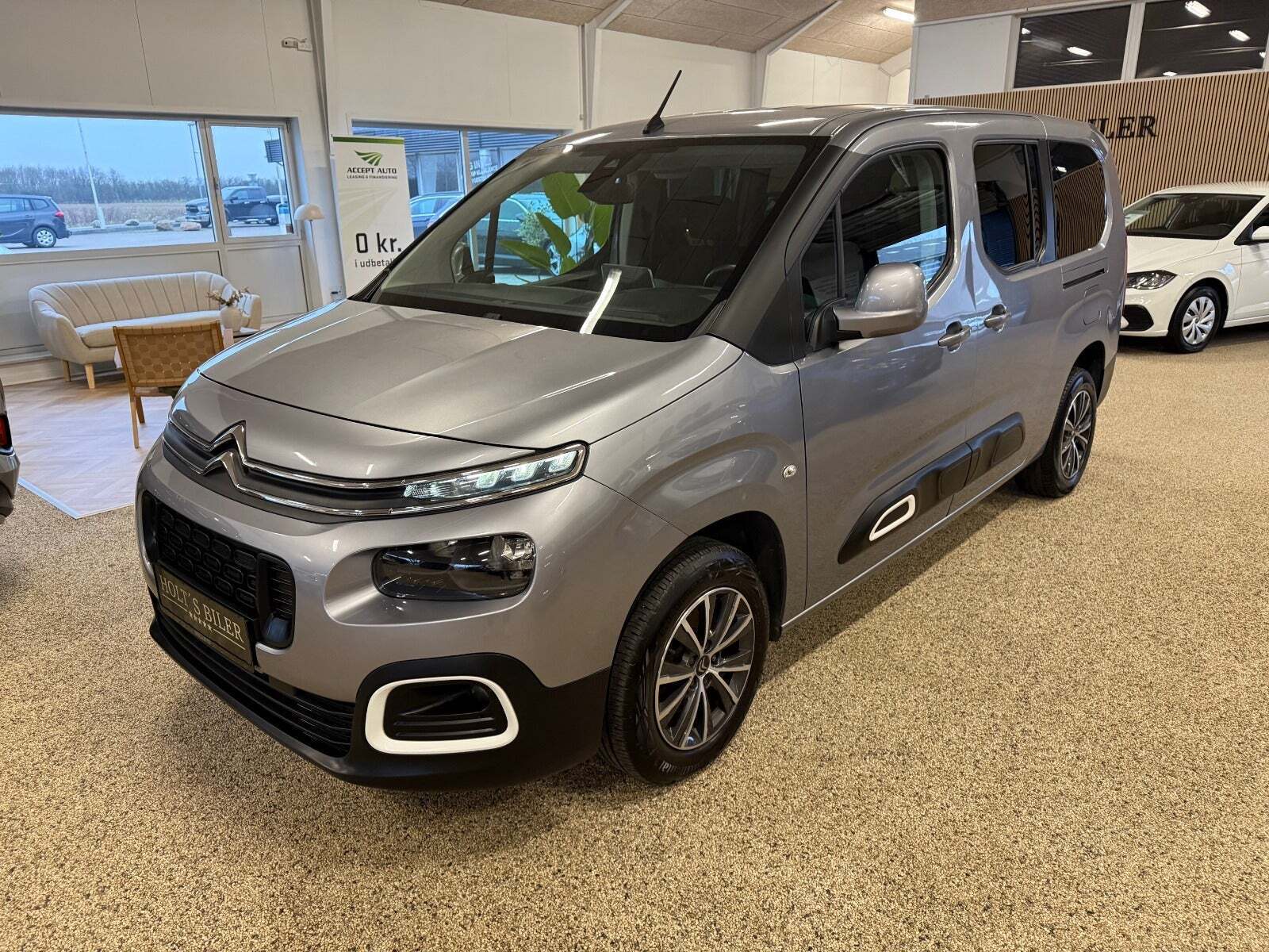 Citroën Berlingo 1,5 BlueHDi 130 Iconic XL EAT8 7prs