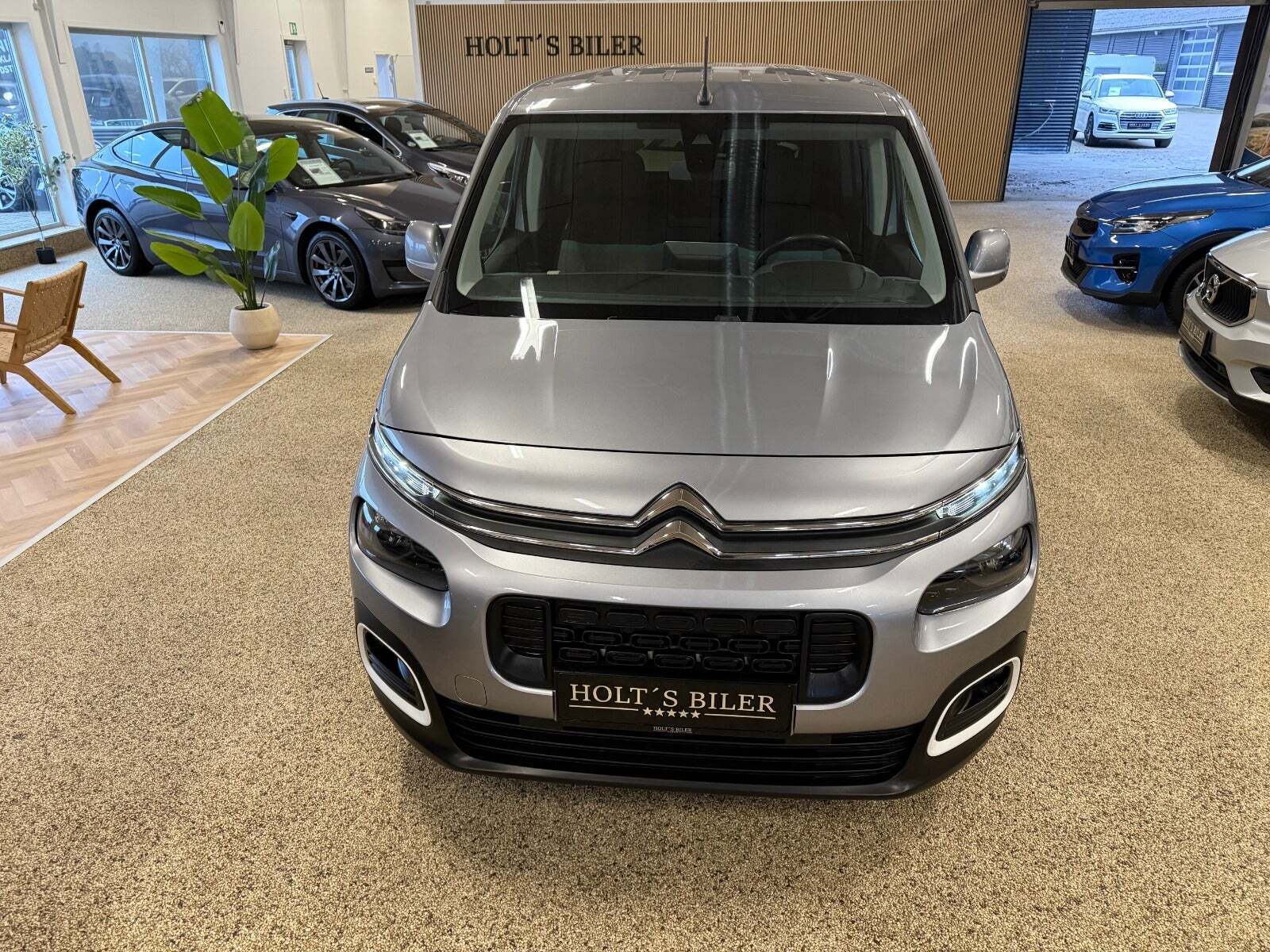 Citroën Berlingo 1,5 BlueHDi 130 Iconic XL EAT8 7prs