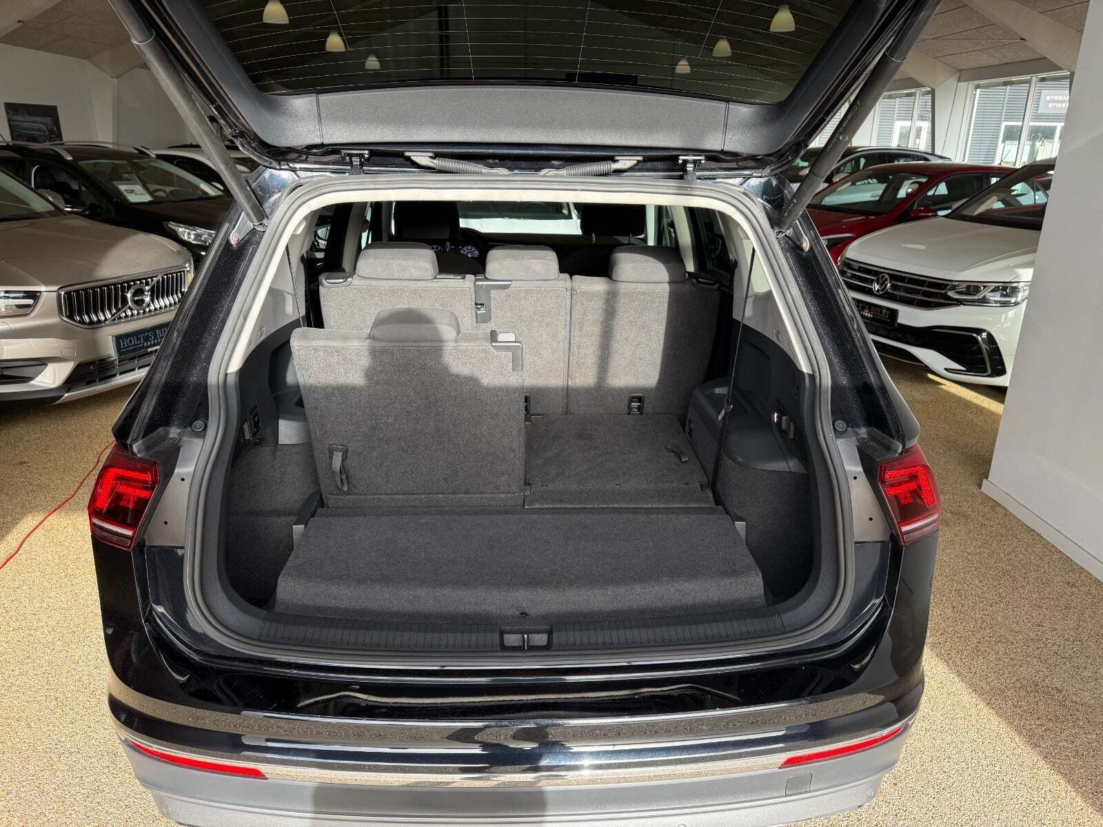 Sort VW Tiguan Allspace fra 2018
