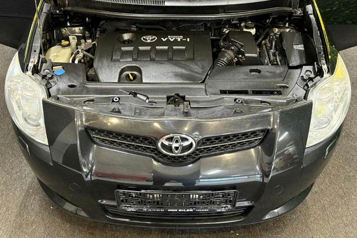 undefined Toyota Auris fra 2007