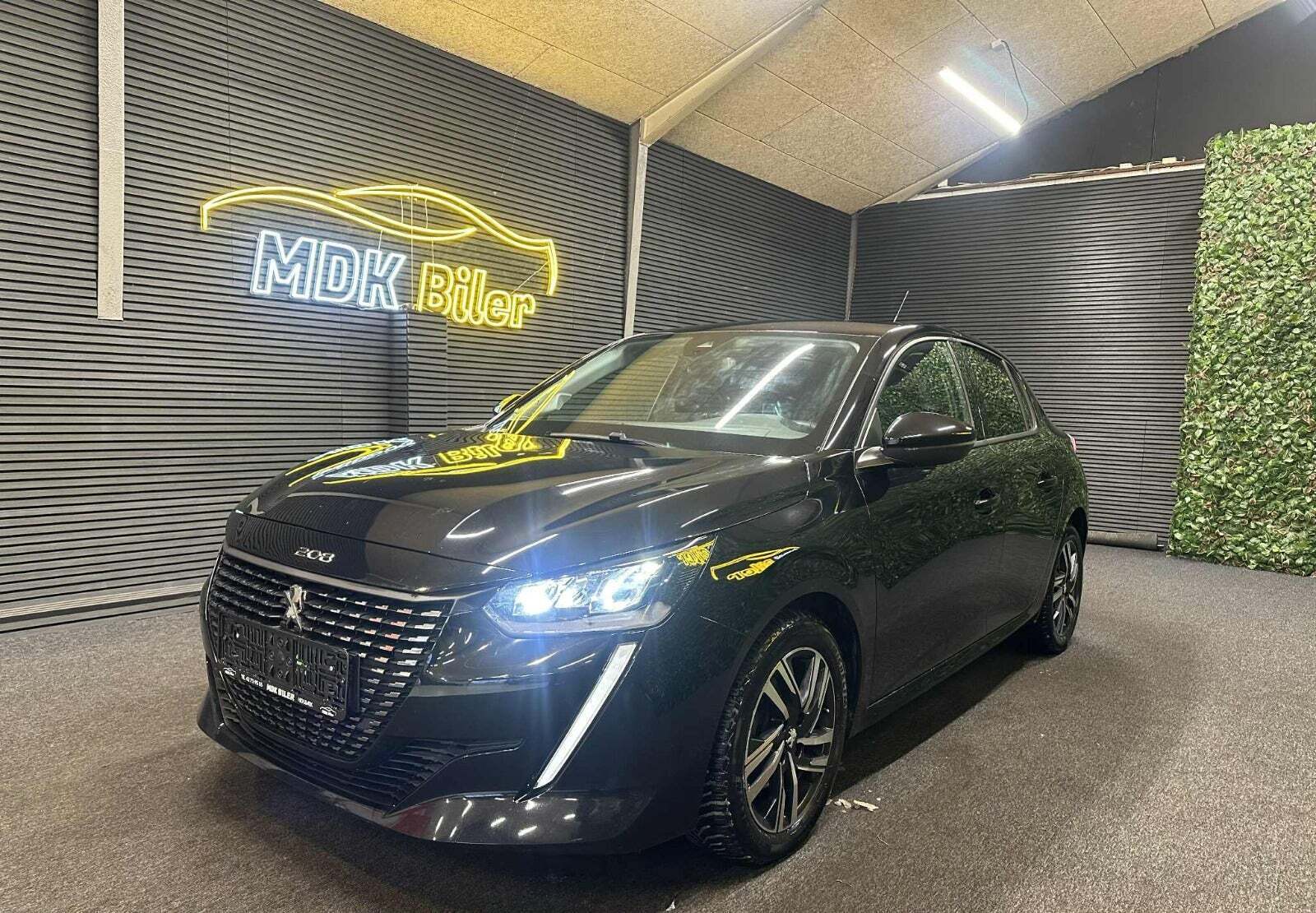 Peugeot 208 1,2 PureTech 100 Allure