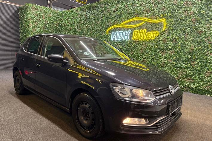 Sort VW Polo fra 2017 set udefra