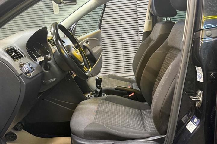 Sort VW Polo fra 2017