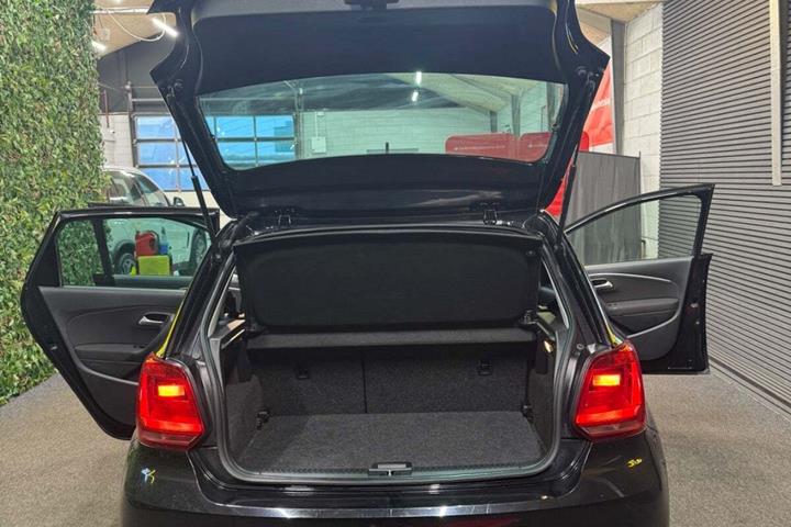 Sort VW Polo fra 2017