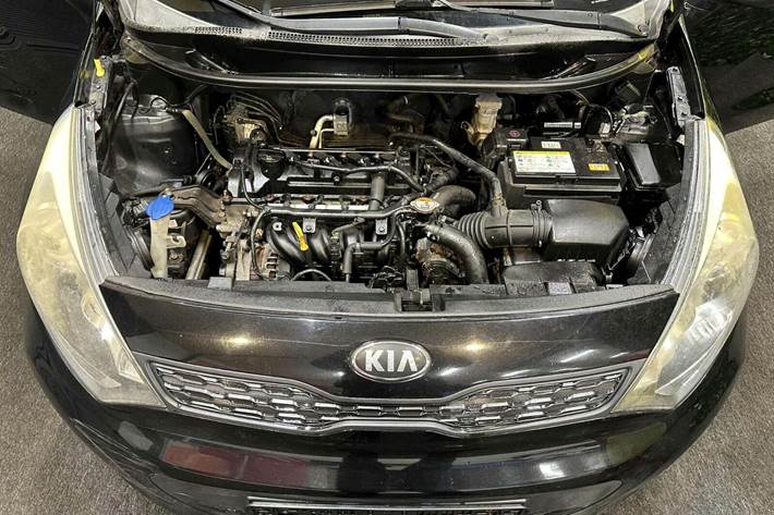 undefined Kia Rio fra 2013