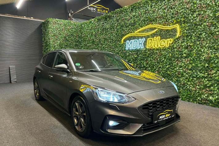 undefined Ford Focus fra 2021 set udefra