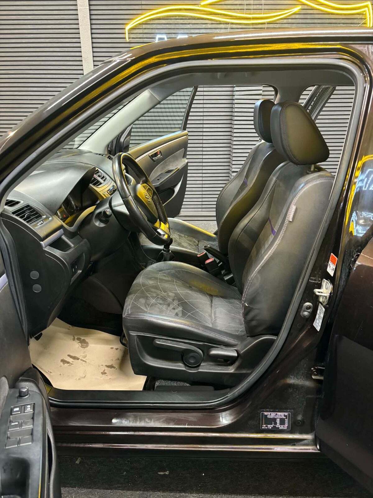 Suzuki Swift 1,2 Dualjet Style