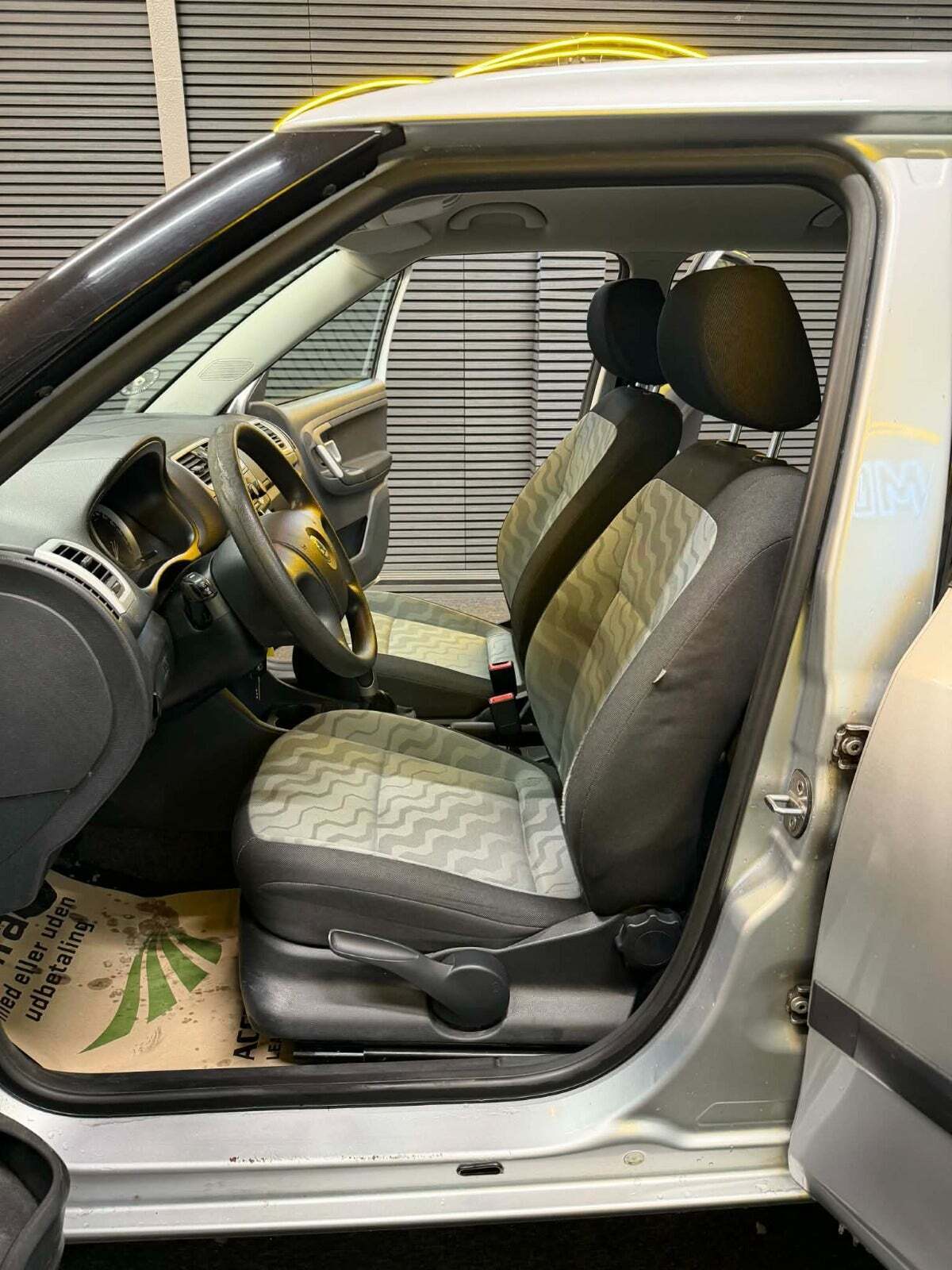 Skoda Fabia 1,4 16V 75 Ambiente Combi