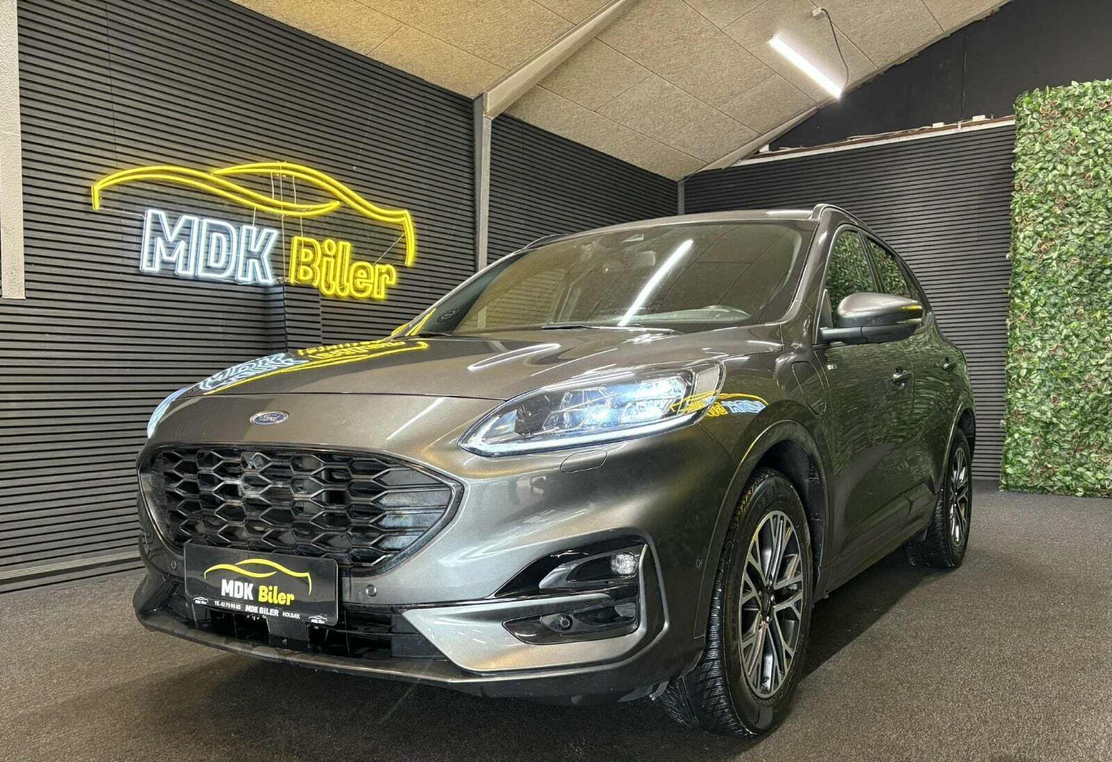 Ford Kuga 2,5 PHEV ST-Line CVT