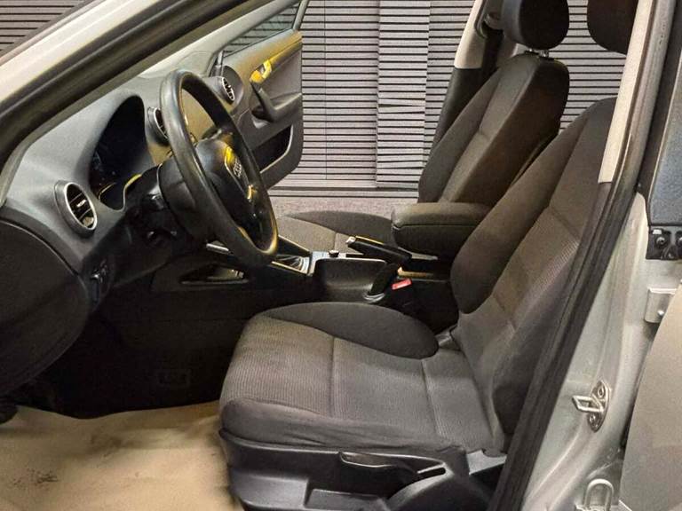 Audi A3 1,6 Ambiente Sportback