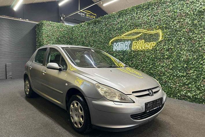 undefined Peugeot 307 fra 2004 set udefra