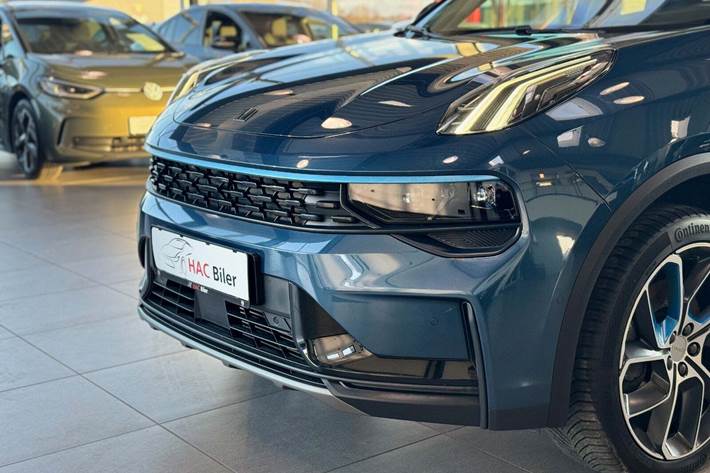 Blå Lynk & Co 01 fra 2021