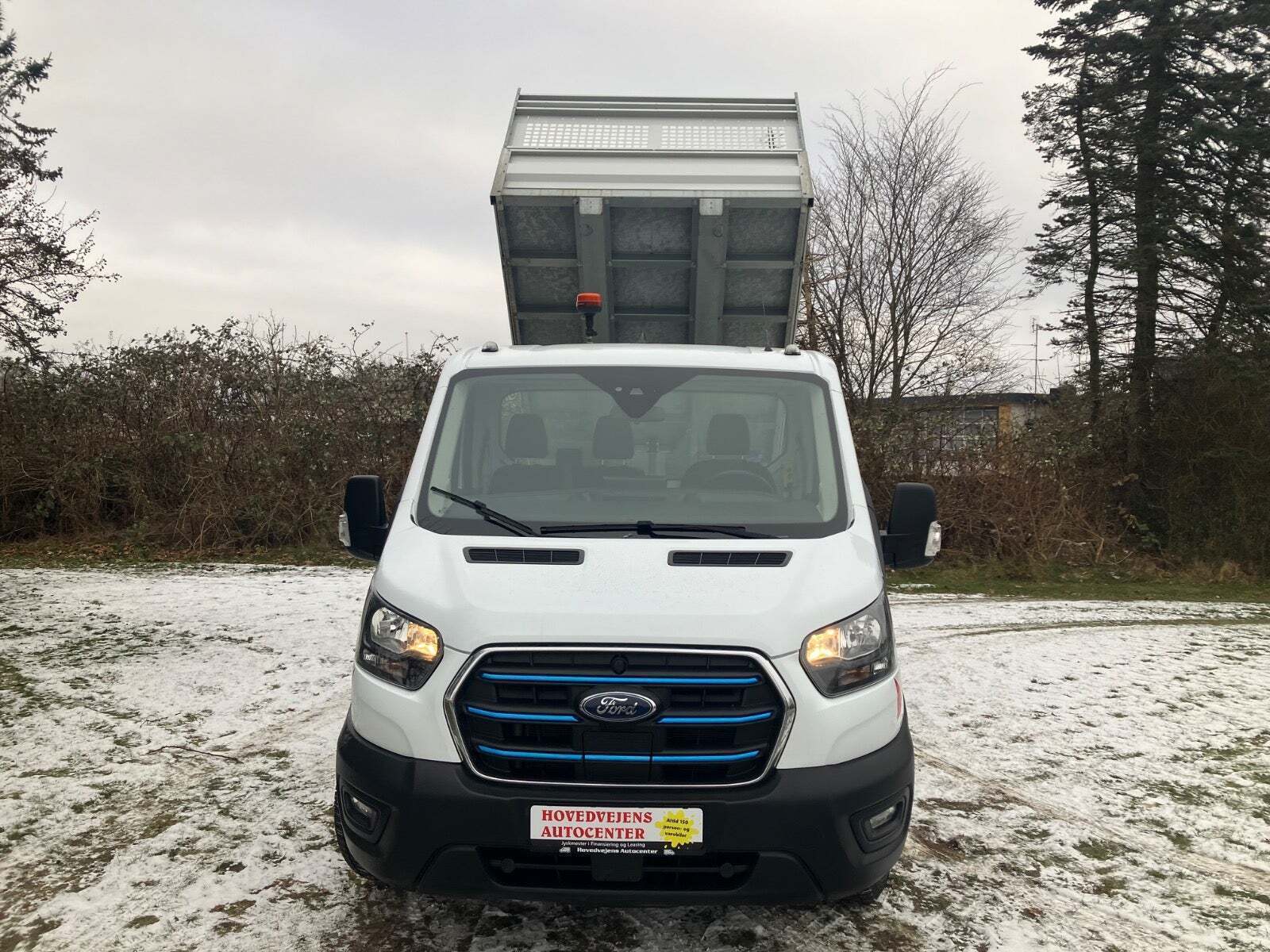 Ford E-Transit 350 L3 Chassis 68 Trend H1 RWD