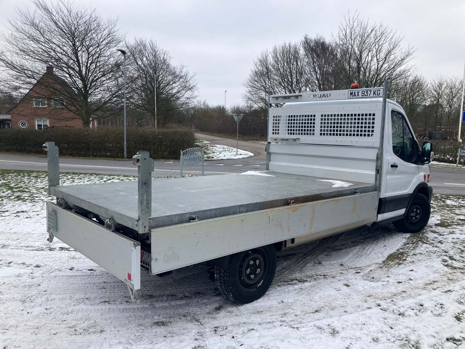 Ford E-Transit 350 L3 Chassis 68 Trend H1 RWD