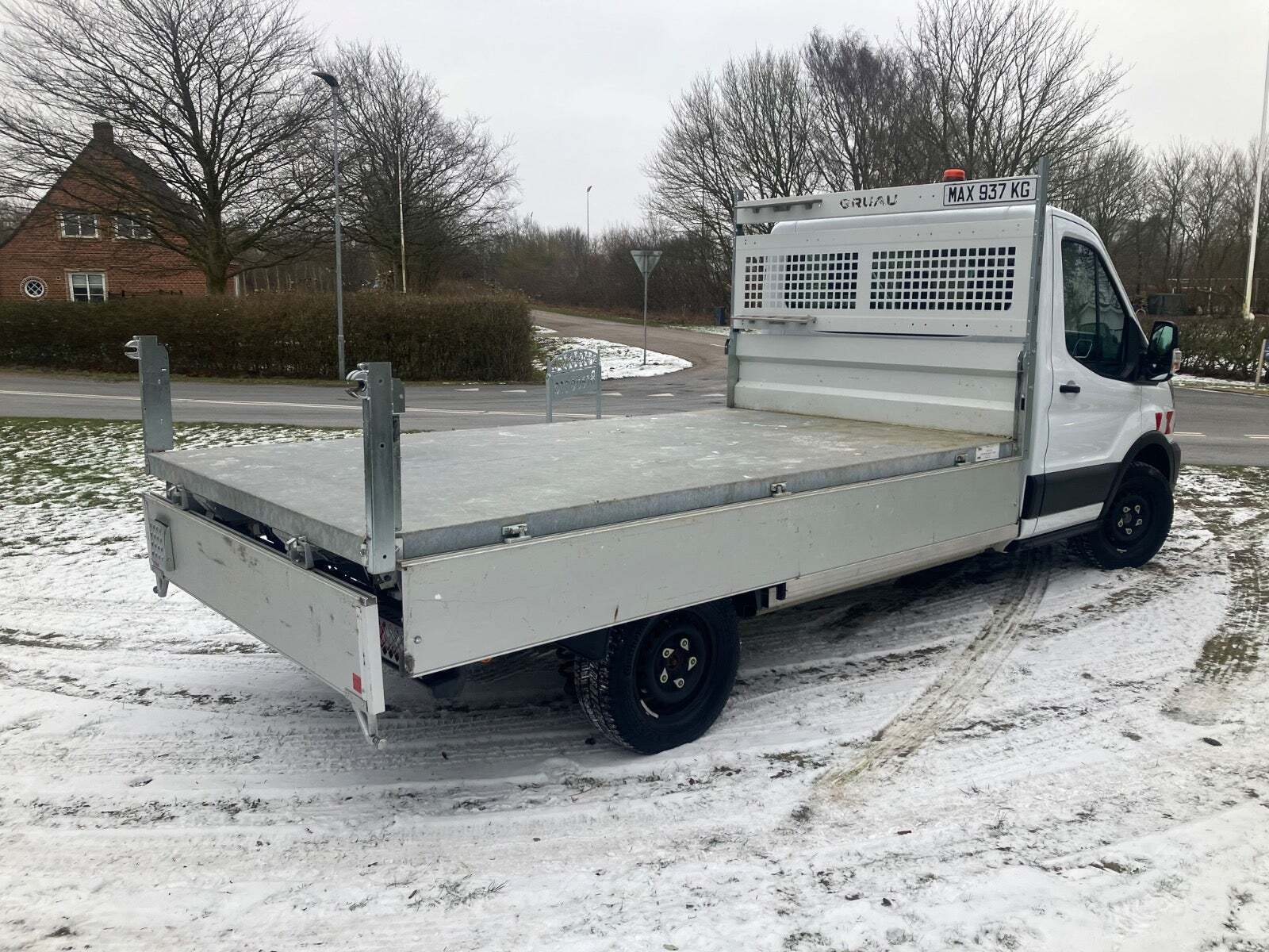 Ford E-Transit 350 L3 Chassis 68 Trend H1 RWD