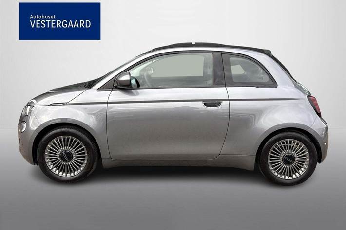 Grå Fiat 500e fra 2021