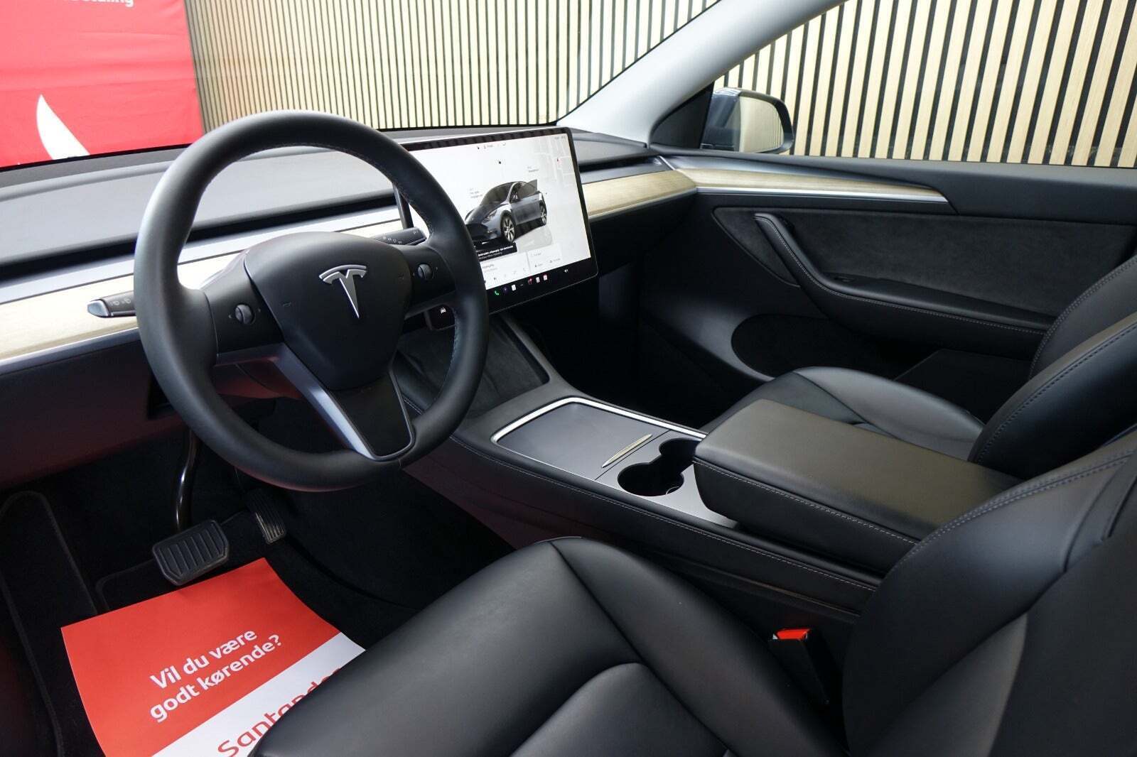 Tesla Model Y RWD