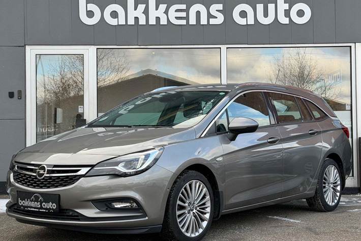 undefined Opel Astra fra 2017 set udefra