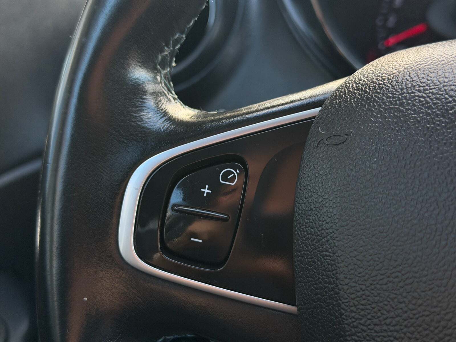 Hvid Renault Captur fra 2017