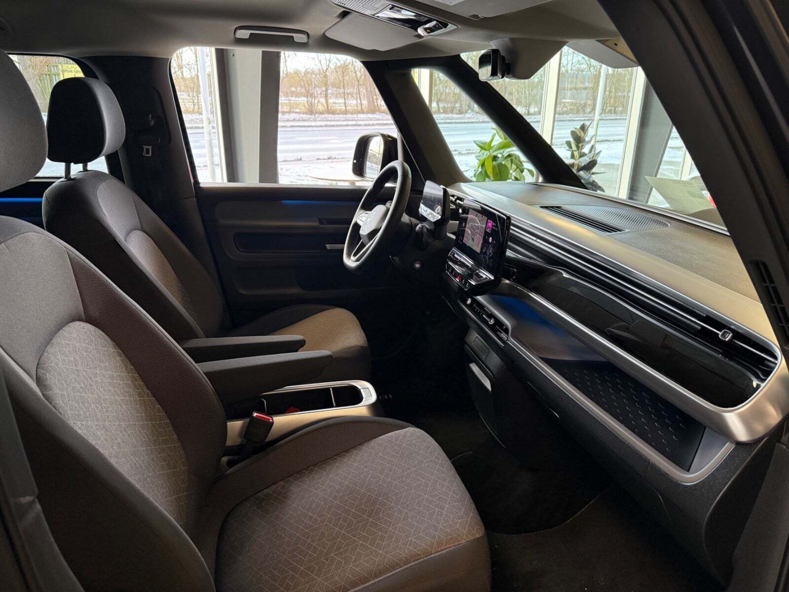 Blå VW ID.Buzz fra 2023