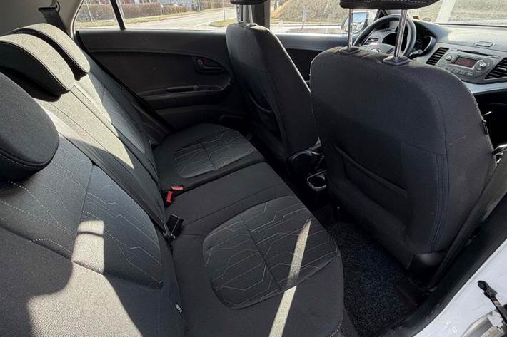 Hvid Kia Picanto fra 2016