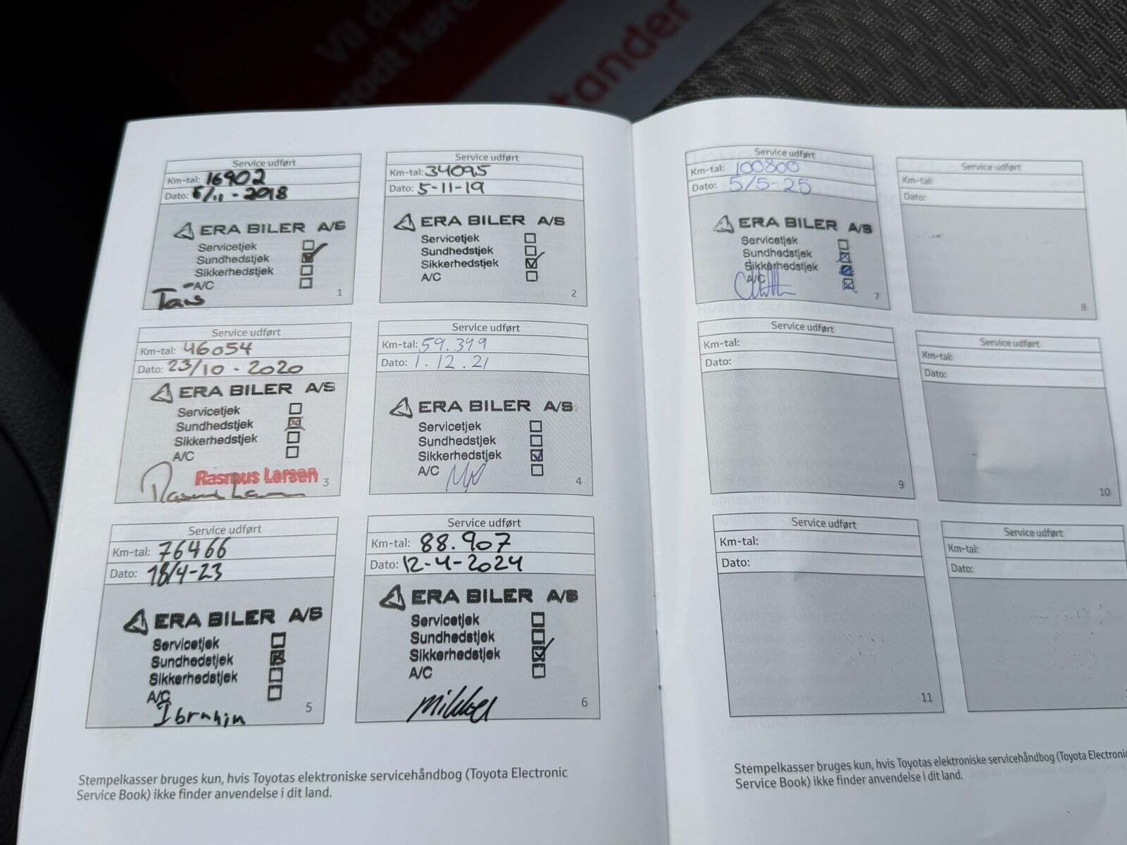 Hvid Toyota Auris fra 2017